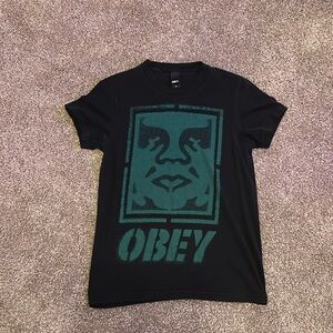 Obey T-shirt